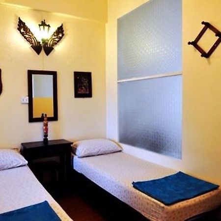 Donmueang Airport Walkable Hostel Pak Kret Phòng bức ảnh