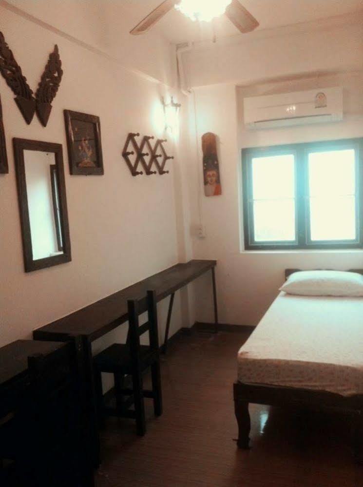 Donmueang Airport Walkable Hostel Pak Kret Ngoại thất bức ảnh